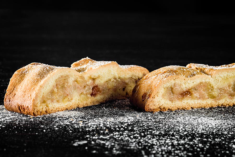 Apple strudel